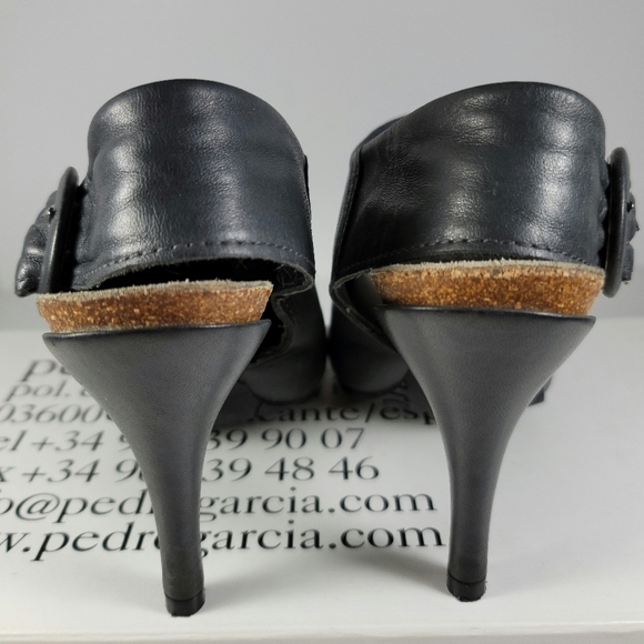 Pedro Garcia Yelena Leather Slingback Pumps - Picture 3 of 12